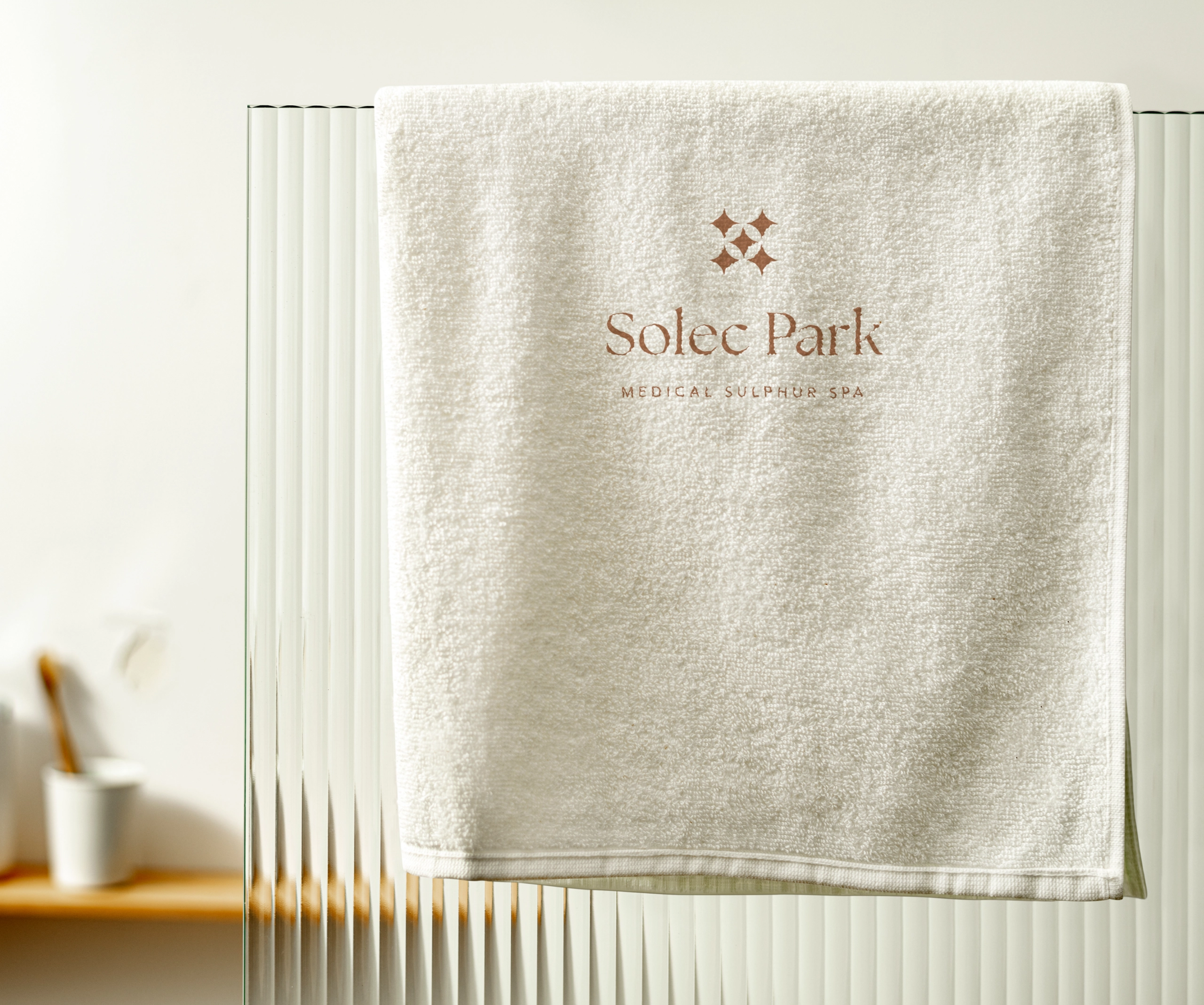 15-solec-park-branding-longstory-design